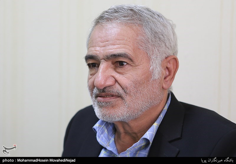 جواد فریدی اسکویی مدیرعامل کانون آرامش جانبازان اعصاب و روان در میزگرد دفاع مقدس