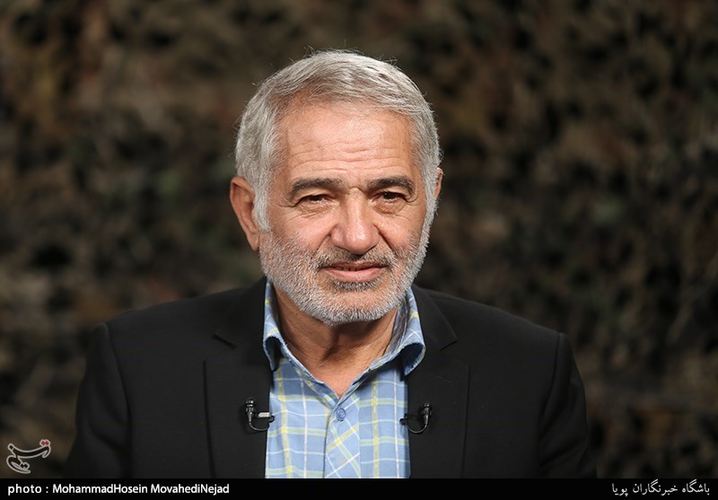 جواد فریدی اسکویی مدیرعامل کانون آرامش جانبازان اعصاب و روان در میزگرد دفاع مقدس