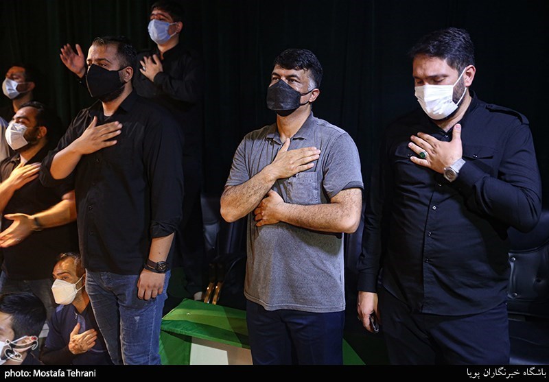 وداع با پیکر شهید مدافع حرم مرتضی کریمی