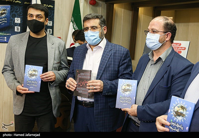 حضور محمد مهدی اسماعیلی وزیر فرهنگ و ارشاد اسلامی در مراسم  رونمایی از کتاب«پیاده‌روی اربعین؛ رسانه شیعه»