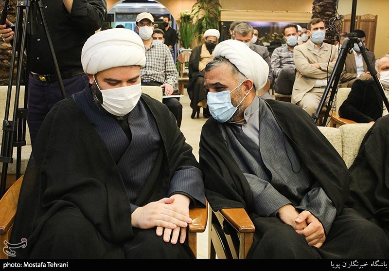 حضور حجت الاسلام محمد قمی در پنجاه و سومین مراسم «شب شاعر» ویژه شاعر ارزشمند کشور «محمدحسین انصاری نژاد»