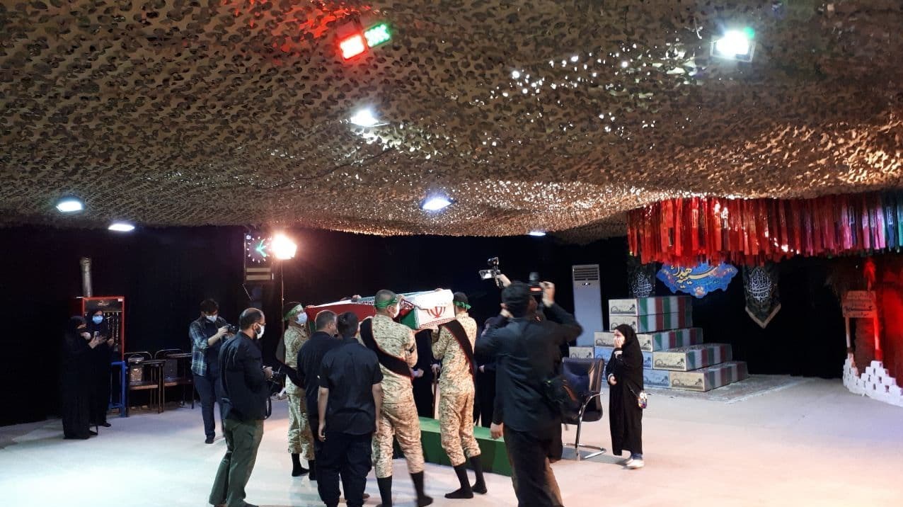 مراسم وداع با پیکر شهید هادی شریفی