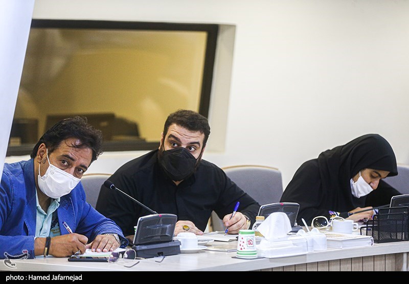 نشست خبری رونمایی از پوستر به یاد من باش در خصوص انتشار800 نمایشگاه کتاب دفاع مقدس در800 نقطه  استان تهران