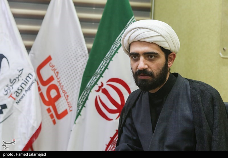 شعر , حسینیه تسنیم , حضرت محمد (ص) , پیامبر(ص) , ماه صفر ,