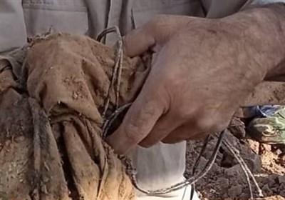 کشف پیکر مطهر شهیدی که با سیم تلفن دست و پایش را بسته بودند