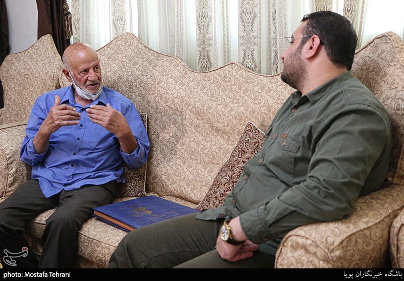 گپ و گفت راوی برنامه همسفر عشق با پدر شهید