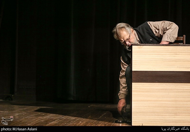 نادر طالب زاده , صدا و سیما , سینمای ایران , سریال , فیلم , شبکه افق ,