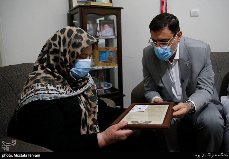 بنیاد شهید و امور ایثارگران , سید امیرحسین قاضی‌زاده هاشمی , شهدای دفاع مقدس , شهدای جهان اسلام , اهل سنت ایران , اهل سنت , 