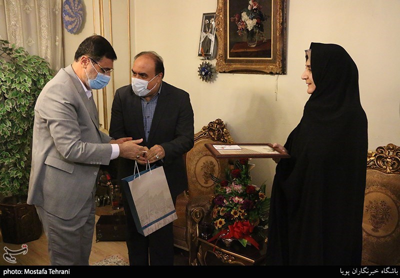 بنیاد شهید و امور ایثارگران , سید امیرحسین قاضی‌زاده هاشمی , شهدای دفاع مقدس , شهدای جهان اسلام , اهل سنت ایران , اهل سنت , 