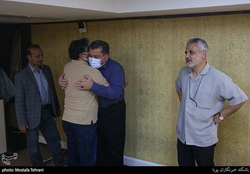 شب خاطره گویی رزمندگان دفاع مقدس در خبرگزاری تسنیم