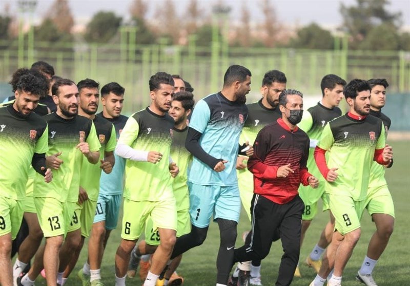 تیم فوتبال پدیده , تیم فوتبال شهر خودرو , اکبر میثاقیان , 