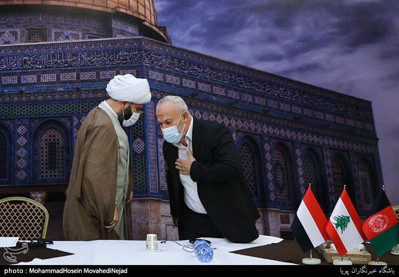 افتتاح کارگاه بین المللی طراحی پوستر وحدت