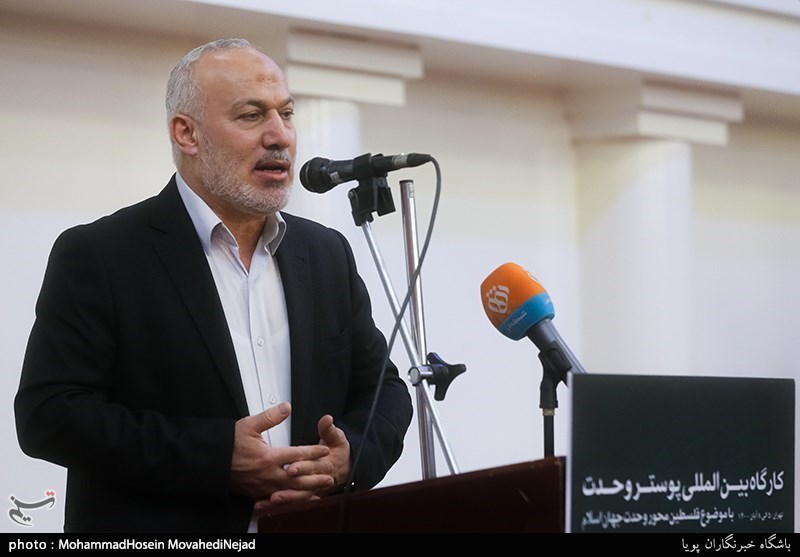 سخنرانی ابوشریف، نماینده جنبش جهاد اسلامی فلسطین در ایران در افتتاح کارگاه بین المللی طراحی پوستر وحدت