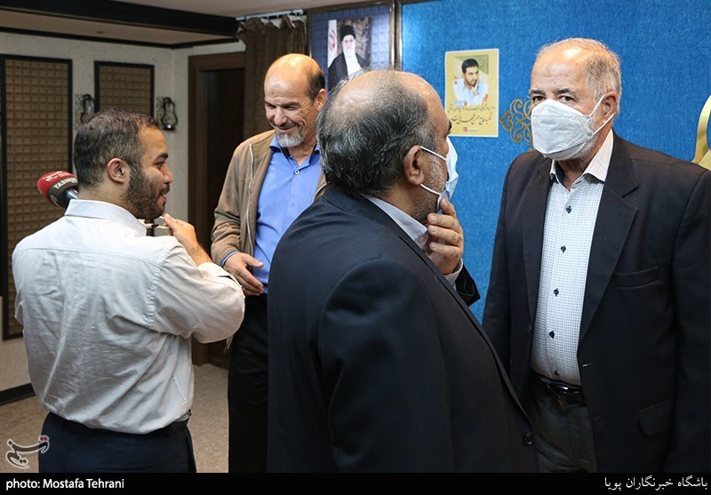 شب خاطره گویی هم رزمان شهید طهرانی مقدم در خبرگزاری تسنیم