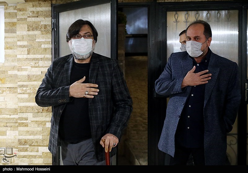 دیدار برخی از هنرمندان با خانواده شهید طهرانی مقدم