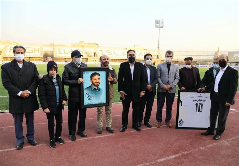 تیم فوتبال پیکان تهران , تیم فوتبال فجر سپاسی ,