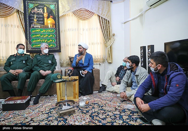 دیدار با خانواده شهید مدافع حرم محمد نوروزی