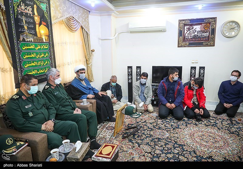 دیدار با خانواده شهید مدافع حرم محمد نوروزی