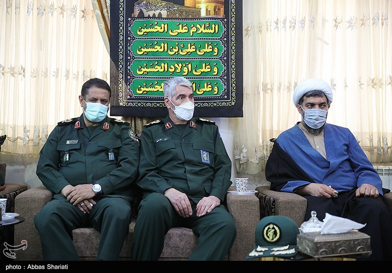 دیدار با خانواده شهید مدافع حرم محمد نوروزی