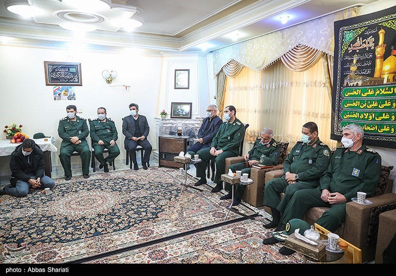 دیدار با خانواده شهید مدافع حرم محمد نوروزی