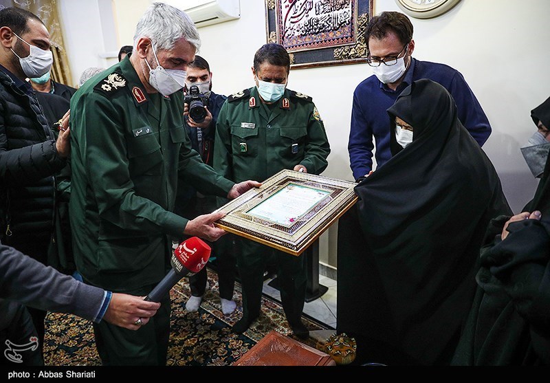 دیدار با خانواده شهید مدافع حرم محمد نوروزی