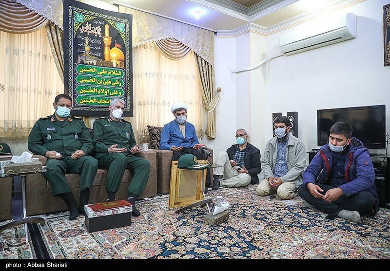 دیدار با خانواده شهید مدافع حرم محمد نوروزی