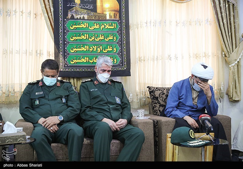 دیدار با خانواده شهید مدافع حرم محمد نوروزی