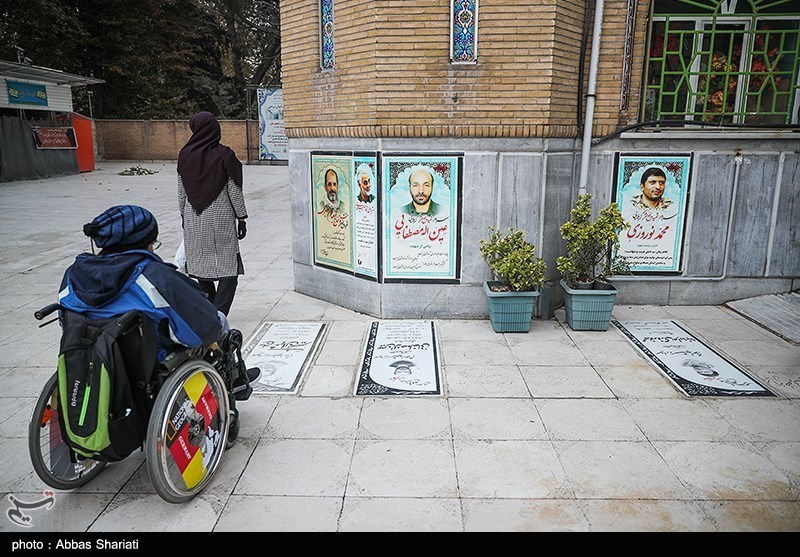 دیدار با خانواده شهید مدافع حرم محمد نوروزی