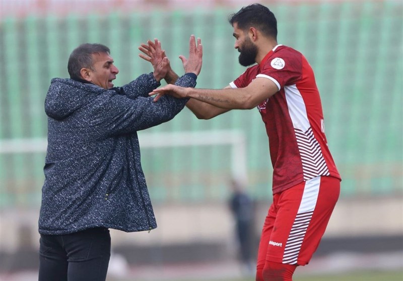 عبدالله ویسی , تیم فوتبال فولاد خوزستان , تیم فوتبال خیبر خرمآباد , لیگ دسته اول فوتبال ,