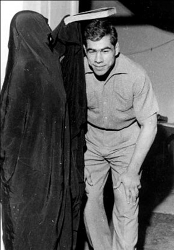 کتاب , امام حسین (ع) , 