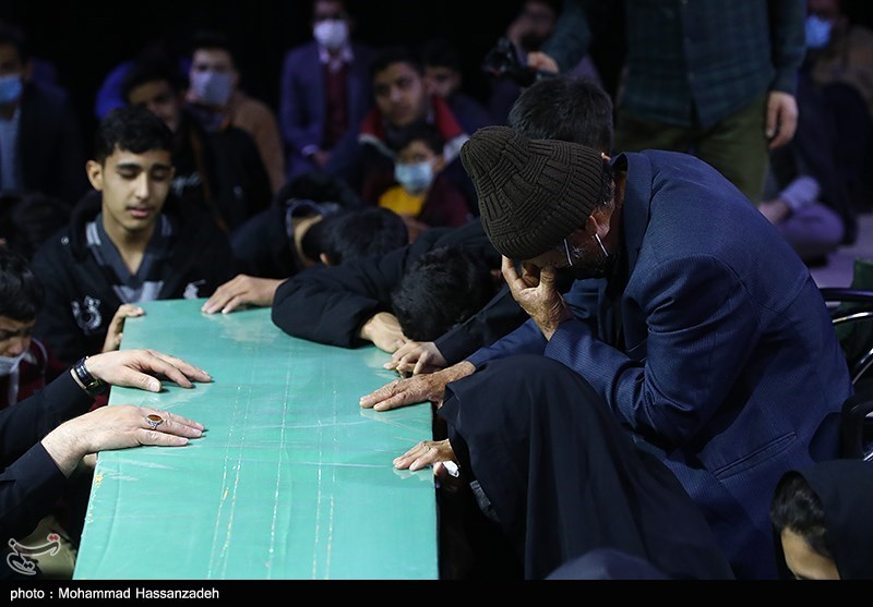 مراسم وداع پیکر مطهر دو تن از شهدای مدافع حرم