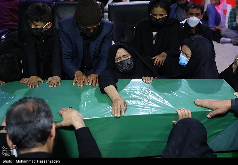 مراسم وداع پیکر مطهر دو تن از شهدای مدافع حرم