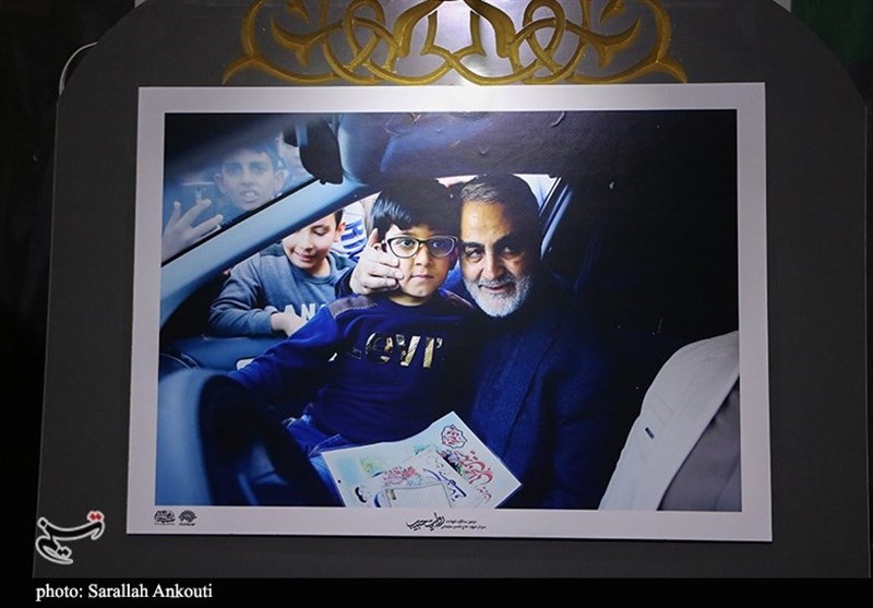 استان کرمان , شهید , شهید سپهبد قاسم سلیمانی , عکس , نمایشگاه عکس , 