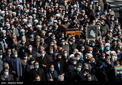 تشییع پیکر آیت‌الله سید رضی شیرازی