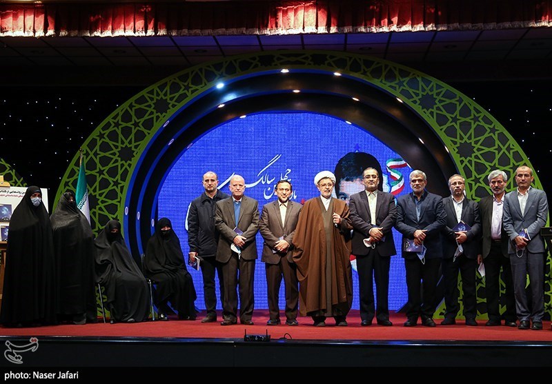 مراسم چهلمین سالگرد شهید وحید بدر یکتادر فرهنگسرای اندیشه