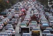 62 درصد خودروهای تهران تک‌سرنشین‌ هستند/همسفری راه نجات ترافیک