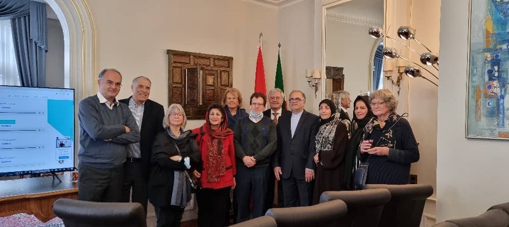 کتاب , انتشارات شمع و مه , 