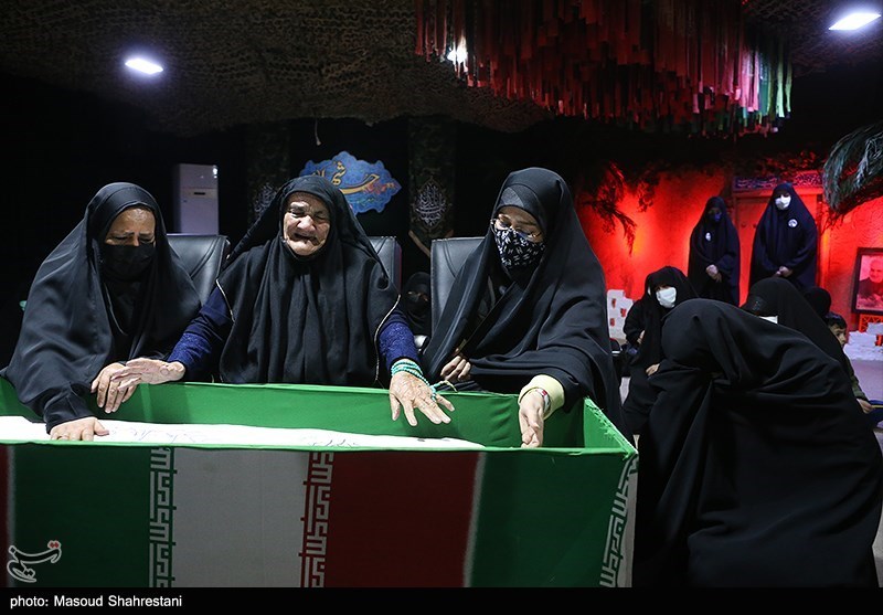 وداع با پیکر شهید دفاع مقدس باب‌الله داوودی