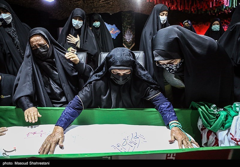 وداع با پیکر شهید دفاع مقدس باب‌الله داوودی