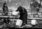 رییس جمهور که هفتم آبان ماه به همراه معاون اول به مناطق زلزله زده اندیکا در شمال شرق خوزستان سفر کرده بود بر شتاب بخشیدن به روند بازسازی مناطق زلزله زده با توجه به در پیش بودن فصل سرما تاکید کرد اما همچنان بعضی از مردم سرپناهی ندارند و سرمای زمستان این مسئله را دوچندان بغرنج کرده است