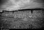 رییس جمهور که هفتم آبان ماه به همراه معاون اول به مناطق زلزله زده اندیکا در شمال شرق خوزستان سفر کرده بود بر شتاب بخشیدن به روند بازسازی مناطق زلزله زده با توجه به در پیش بودن فصل سرما تاکید کرد اما همچنان بعضی از مردم سرپناهی ندارند و سرمای زمستان این مسئله را دوچندان بغرنج کرده است