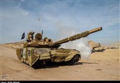 ایران .. عرض الإنجازات الدفاعیة للبلاد فی یوم "الصناعة الدفاعیة"