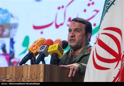 آزادگان اسناد زنده و گویای جنگ تحمیلی هستند