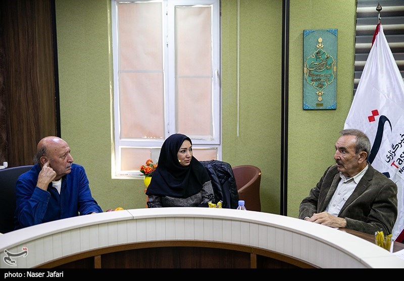 بیوک میرزایی و اصغر سمسارزاده در ویژه برنامه یلدایی تسنیم