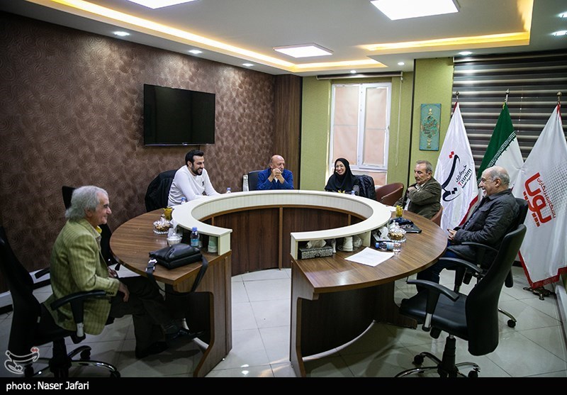 ویژه برنامه یلدایی تسنیم