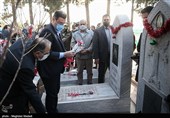 ادای احترام رئیس بنیاد شهید به شهدای مسیحی