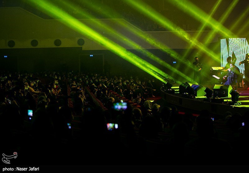 کنسرت رضا صادقی