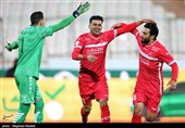 عیسی آل‌کثیر زننده گل نخست تیم فوتبال پرسپولیس