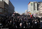 تشییع پیکر 150 شهید دوران دفاع مقدس در تهران