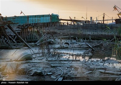 لنج های به گِل نشسته - آبادان